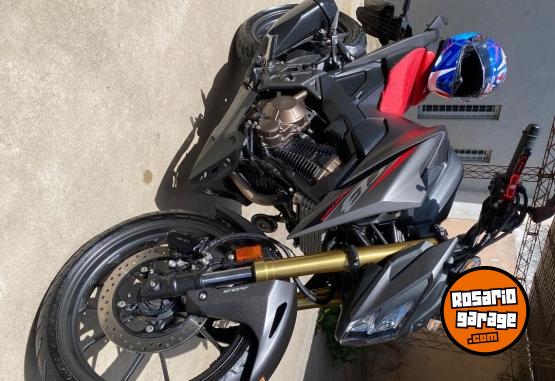 Motos - Honda Cb 300 2024 Nafta 5800Km - En Venta