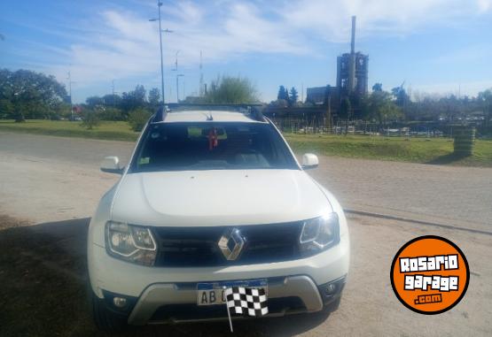 Camionetas - Renault Duster 2.0 2017 GNC 133000Km - En Venta