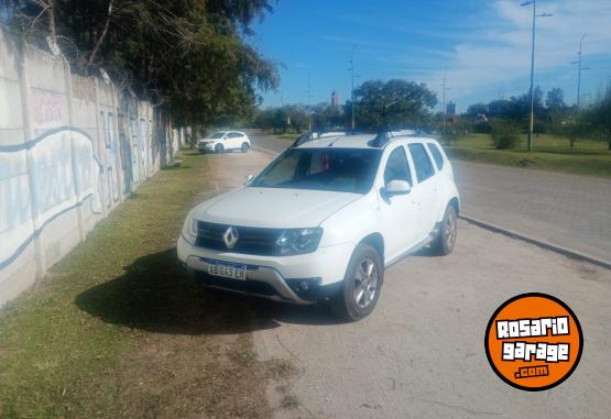 Camionetas - Renault Duster 2.0 2017 GNC 133000Km - En Venta