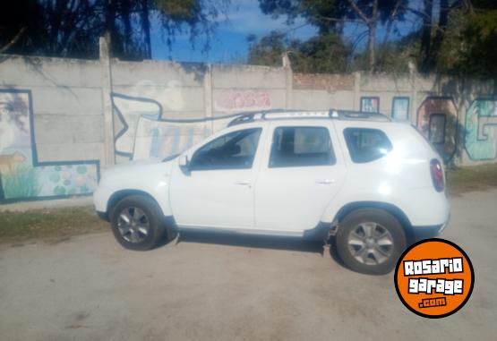 Camionetas - Renault Duster 2.0 2017 GNC 133000Km - En Venta