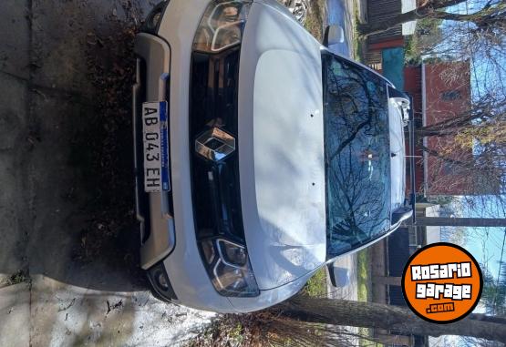 Camionetas - Renault Duster 2.0 2017 GNC 133000Km - En Venta
