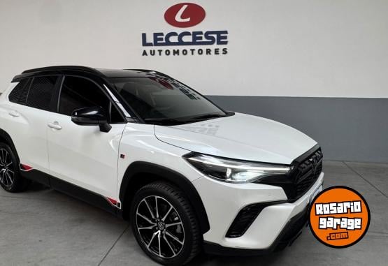 Autos - Toyota Corolla cross gr 2024 Nafta 49000Km - En Venta