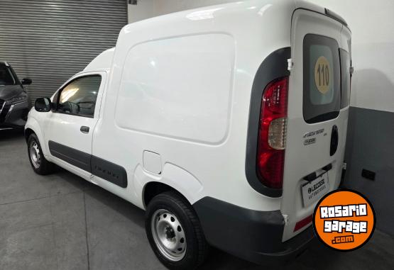 Utilitarios - Fiat Fiorino 2018 Nafta 122000Km - En Venta