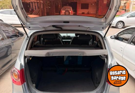 Autos - Volkswagen SURAN TRENDLINE 2010 Nafta 218000Km - En Venta