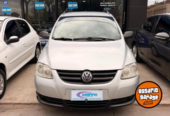 Autos - Volkswagen SURAN TRENDLINE 2010 Nafta 218000Km - En Venta