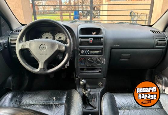 Autos - Chevrolet Astra 2009 GNC 203000Km - En Venta