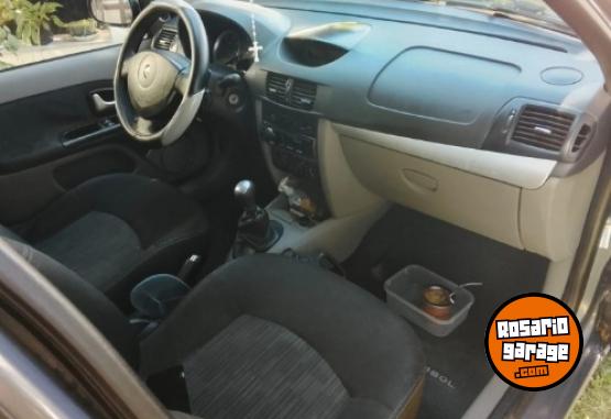 Autos - Renault 2010 2010 GNC 200000Km - En Venta