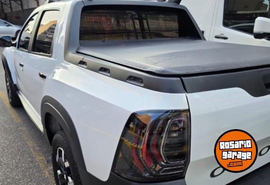Camionetas - Renault Oroch 1.3 Tce 163 Iconic 2024 Nafta 77000Km - En Venta