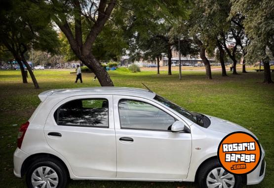 Autos - Toyota ETIOS 5P 1.5 X 2020 Nafta 68000Km - En Venta