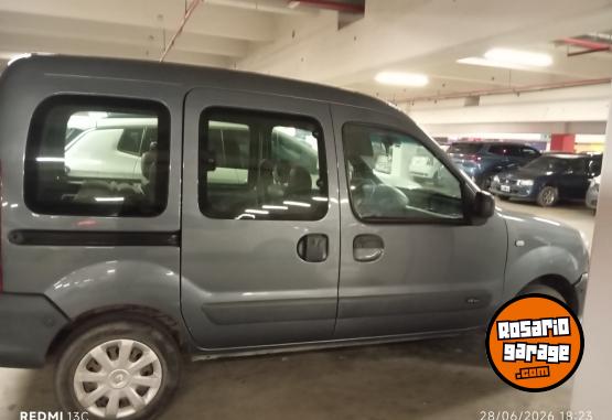 Utilitarios - Renault Kangoo 2017 GNC 199000Km - En Venta
