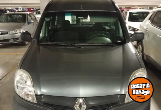 Utilitarios - Renault Kangoo 2017 GNC 199000Km - En Venta