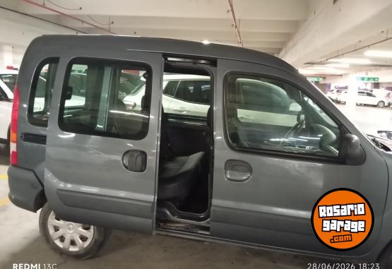 Utilitarios - Renault Kangoo 2017 GNC 199000Km - En Venta