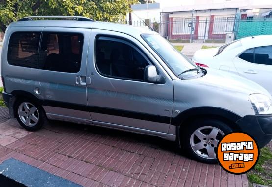 Utilitarios - Peugeot Parnert 2013 Diesel 201000Km - En Venta