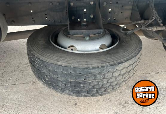 Camiones y Grúas - Vendo o permuto Mercedes Accelo 915C - En Venta