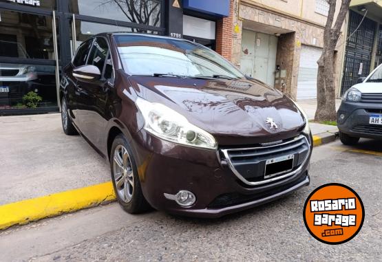 Autos - Peugeot 208 Feline Pack 2014 Nafta 138000Km - En Venta