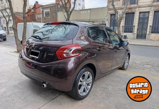Autos - Peugeot 208 Feline Pack 2014 Nafta 138000Km - En Venta