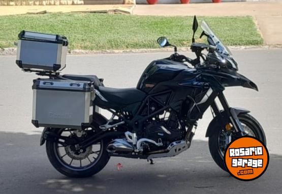 Motos - Benelli TRK 502 2022 Nafta 4100Km - En Venta