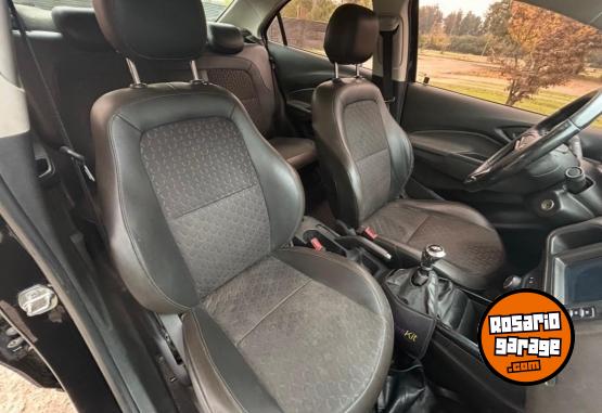 Autos - Chevrolet Prisma LTZ 2017 Nafta 120000Km - En Venta