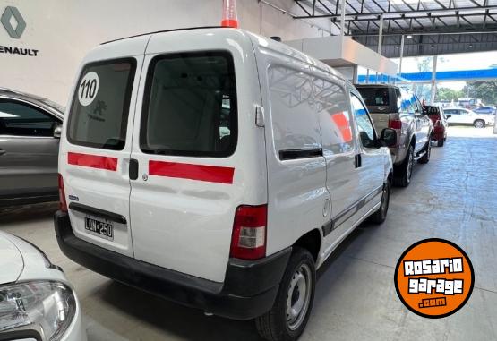 Utilitarios - Citroen BERLINGO FURGON 2012 Diesel 170000Km - En Venta
