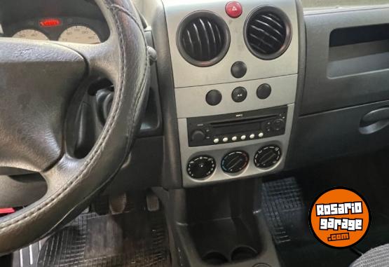 Utilitarios - Citroen BERLINGO FURGON 2012 Diesel 170000Km - En Venta