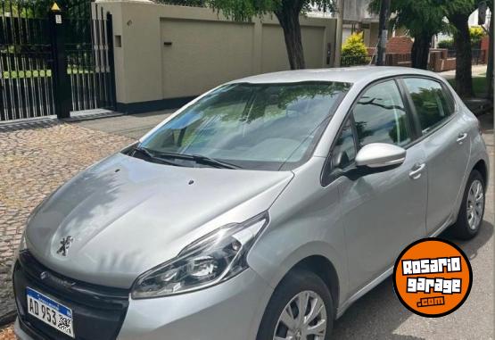 Autos - Peugeot 208 active 2019 Nafta 80000Km - En Venta