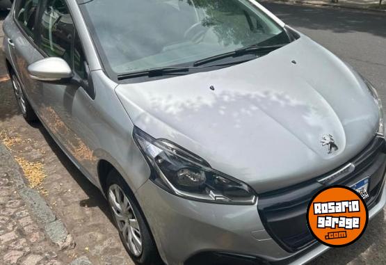 Autos - Peugeot 208 active 2019 Nafta 80000Km - En Venta