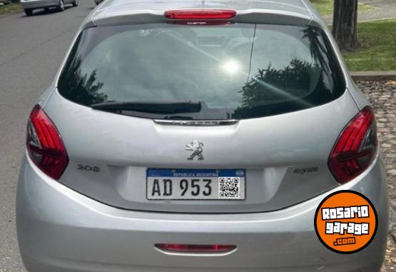 Autos - Peugeot 208 active 2019 Nafta 80000Km - En Venta