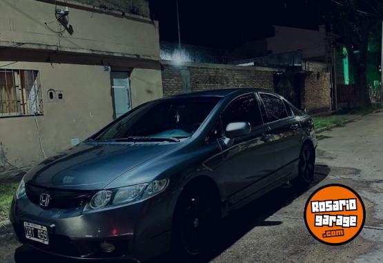 Autos - Honda Civic lxs 2011 Nafta 240000Km - En Venta
