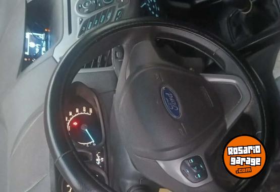 Autos - Ford Kinetick 2012 GNC 140000Km - En Venta