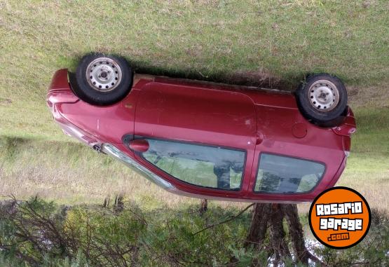 Autos - Renault Twingo 1996 Nafta 206000Km - En Venta