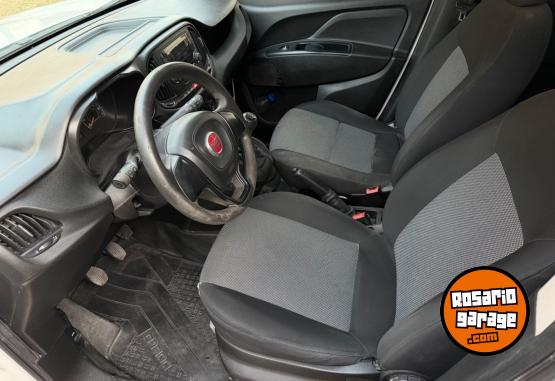 Utilitarios - Fiat Doblo 2017 GNC 166000Km - En Venta