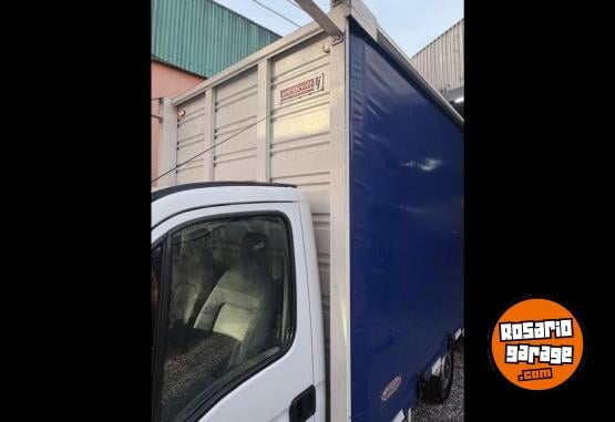Utilitarios - Renault MASTER 2010 Diesel 200000Km - En Venta