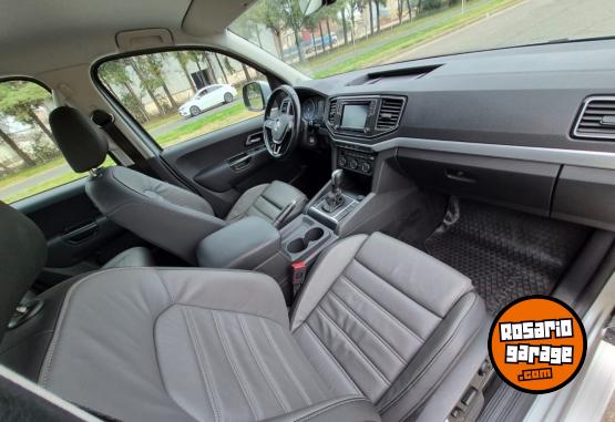 Camionetas - Volkswagen AMAROK HIGHLINE PACK 2023 Diesel 90000Km - En Venta