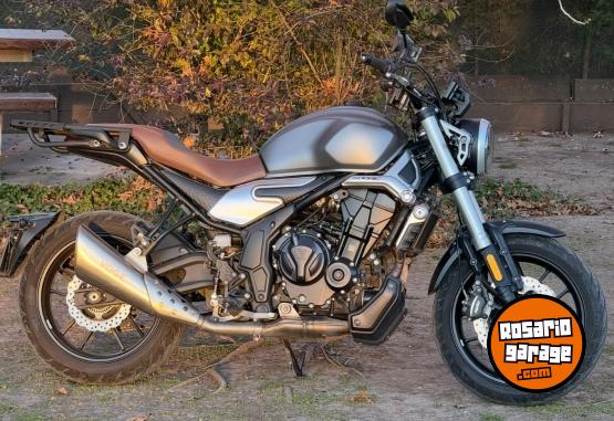 Motos - Voge 500AC 2024 Nafta 12000Km - En Venta
