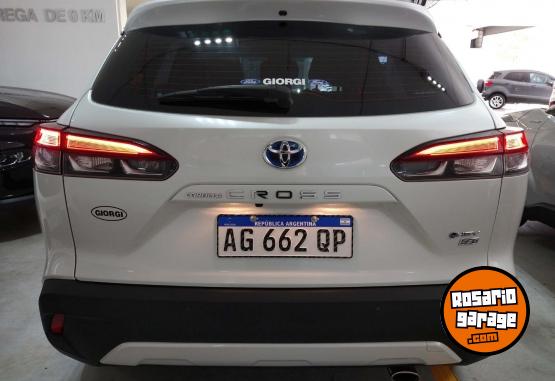 Autos - Toyota Corolla Cross SEG HEV 1.8 2024 Electrico / Hibrido 27000Km - En Venta