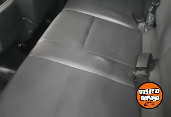 Camionetas - Volkswagen AMAROK 2.0 TDI 180CV 2024 Diesel 55000Km - En Venta