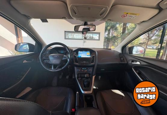 Autos - Ford Focus SE 2018 Nafta 104000Km - En Venta