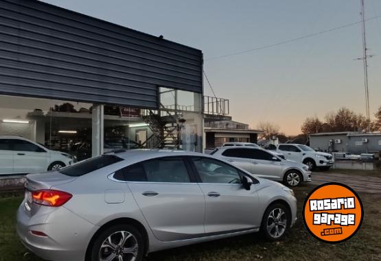 Autos - Chevrolet Cruze premier 2020 Nafta 120000Km - En Venta
