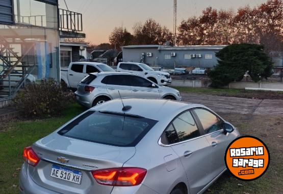 Autos - Chevrolet Cruze premier 2020 Nafta 120000Km - En Venta