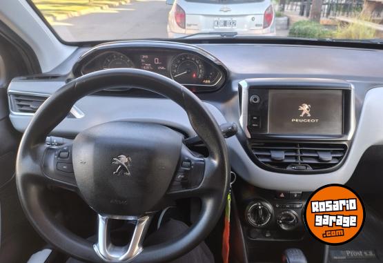 Autos - Peugeot 208/ALLURE 2016 Nafta 116000Km - En Venta