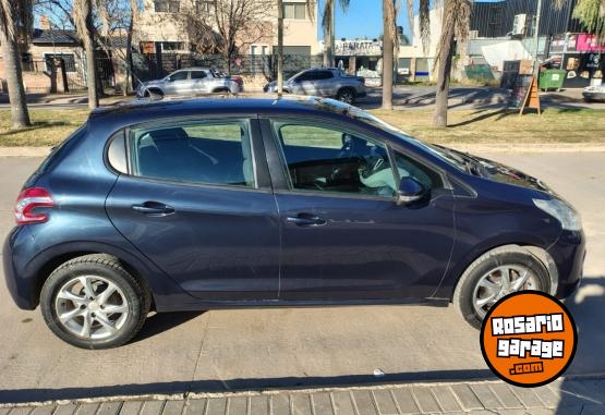 Autos - Peugeot 208/ALLURE 2016 Nafta 116000Km - En Venta