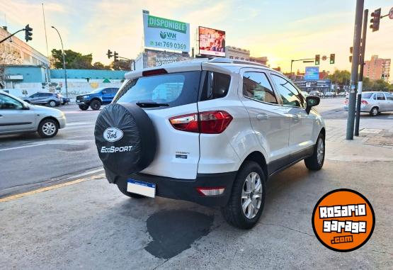 Autos - Ford EcoSport Titanium 2016 Nafta 230000Km - En Venta