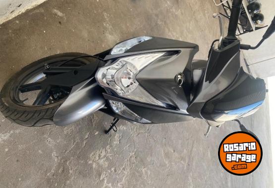 Motos - Kymco Agility 200i 2023 Nafta 11000Km - En Venta