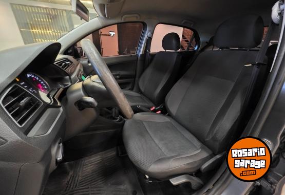 Autos - Volkswagen GOL TREND TRENDLINE 1.6L 2017 Nafta 140000Km - En Venta
