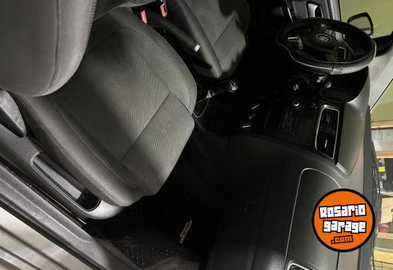 Autos - Volkswagen Fox 2011 GNC 136000Km - En Venta