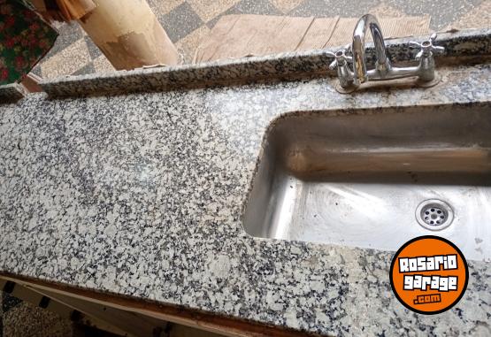 Hogar - Mesada de mármol de 1;78 x 60 ( 9 cm de grosorl)Con Bacha y grifería - En Venta