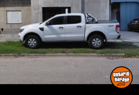 Camionetas - Ford Xls 3.2 2015 Diesel 245000Km - En Venta