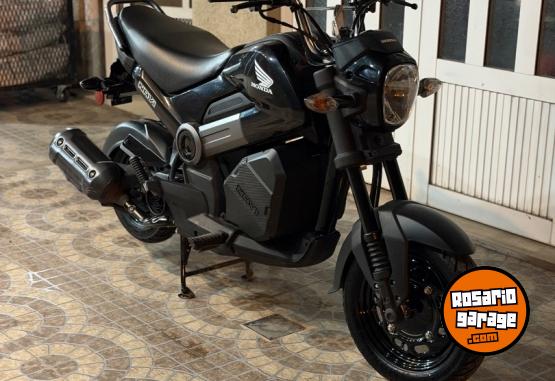 Motos - Honda Navi 2025 Nafta 2500Km - En Venta