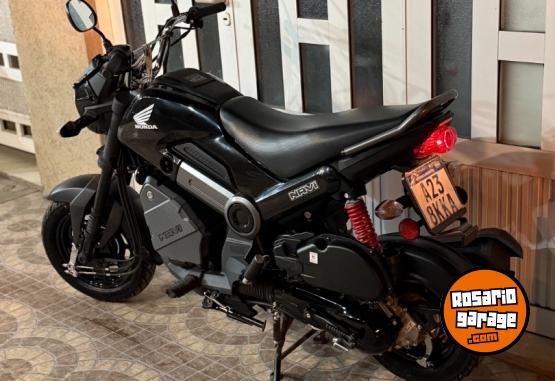 Motos - Honda Navi 2025 Nafta 2500Km - En Venta