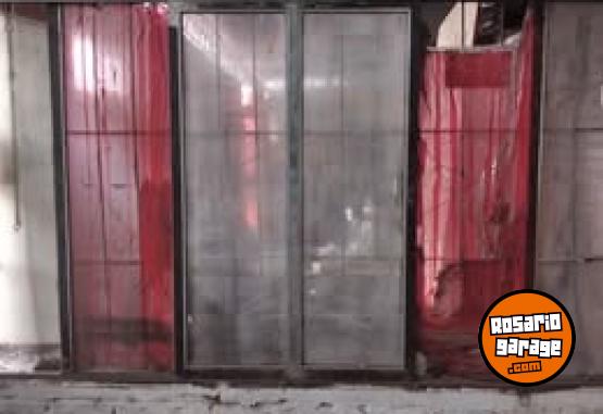 Otros - LIQUIDO ventanal 1,65mts de ancho por 3,00mts de largo corredeizo con reja - En Venta